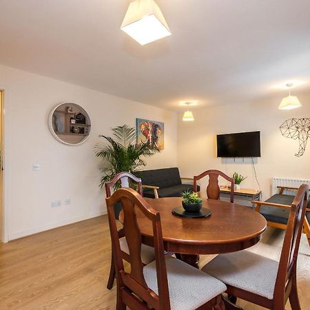 Elegant 2 Bedroom City Centre Apartment - Free Parking - Private Balcony Эдинбург Экстерьер фото
